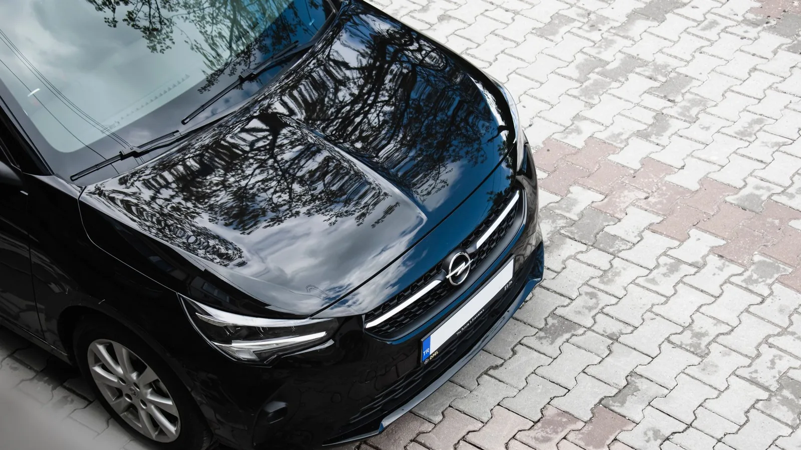 Opel лого